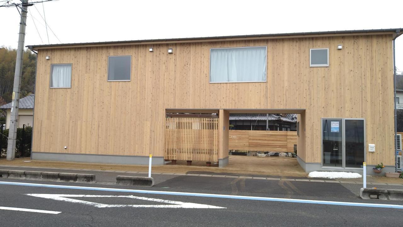 伯方plus+ Imabari Railway Station Extérieur photo