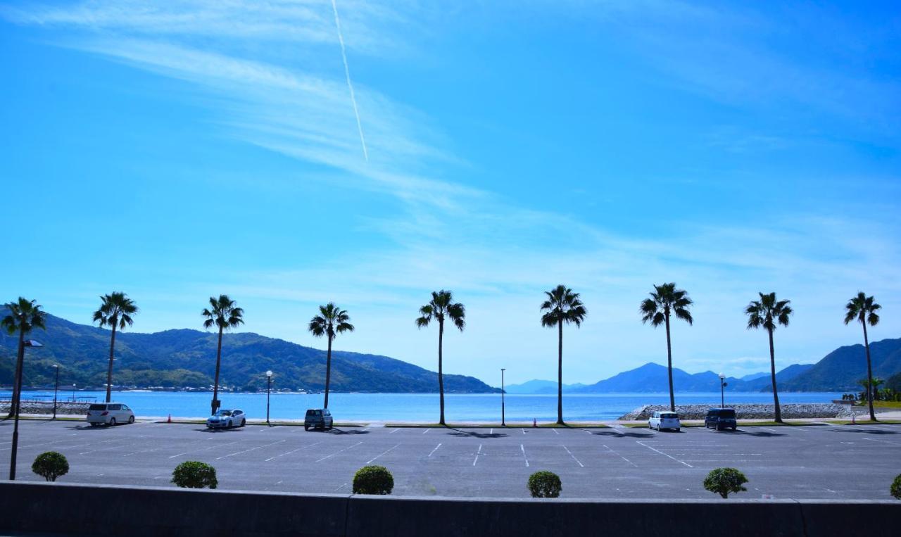伯方plus+ Imabari Railway Station Extérieur photo
